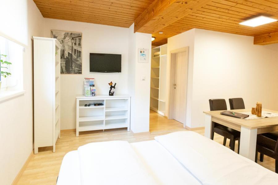 Appartements Fam. Gleinser Mirella Нойштифт-им-Штубайталь Экстерьер фото
